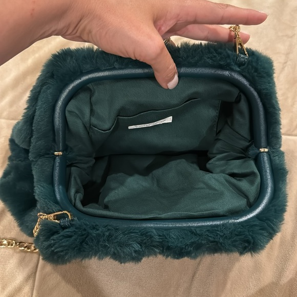 Anthropology The Frankie Clutch - Picture 3 of 4